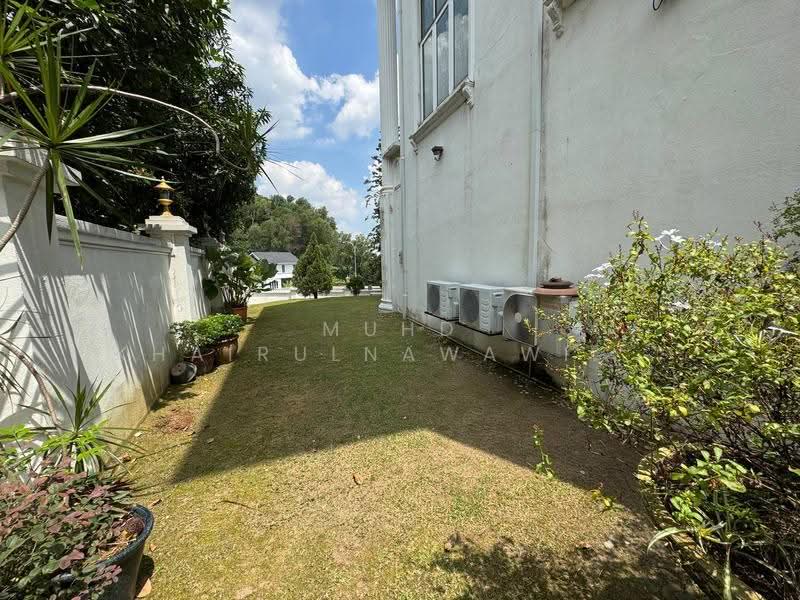 Bungalow House for Sale in Seksyen 8 (Shah Alam) - Muhd Khairulnawawi Kamaruddin - Exterior - PropertyGuru.com.my