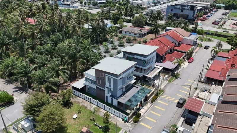 Bungalow House for Sale in Kuala Selangor (Selangor) - Mohd Aizat Saiful Bahri - Exterior - PropertyGuru.com.my