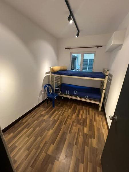 Flat for Sale at Flat PKNS Section 7 - Mohd Adryzam - Bedroom - PropertyGuru.com.my