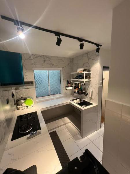 Flat for Sale at Flat PKNS Section 7 - Mohd Adryzam - PropertyGuru.com.my