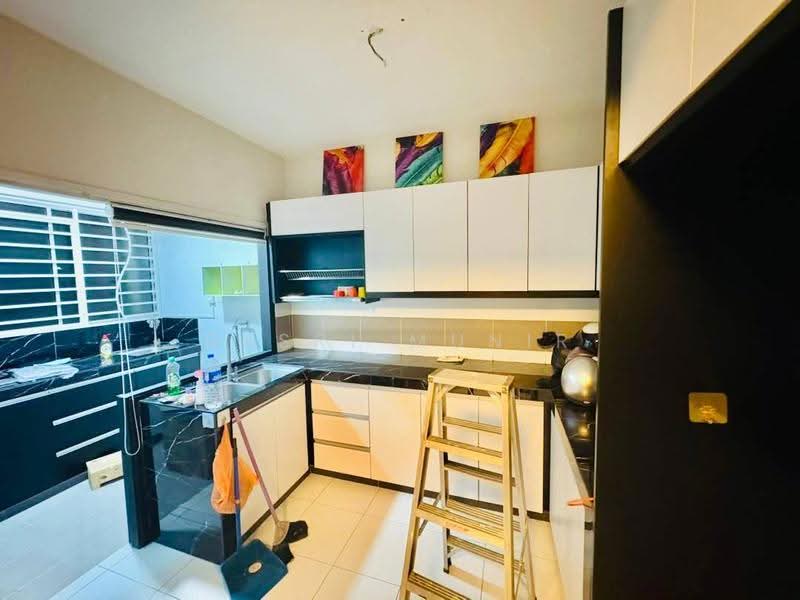Pangsapuri untuk Disewa di Residensi Alam Damai (PR1MA @ Alam Damai) - Basri Munir - Kitchen - PropertyGuru.com.my