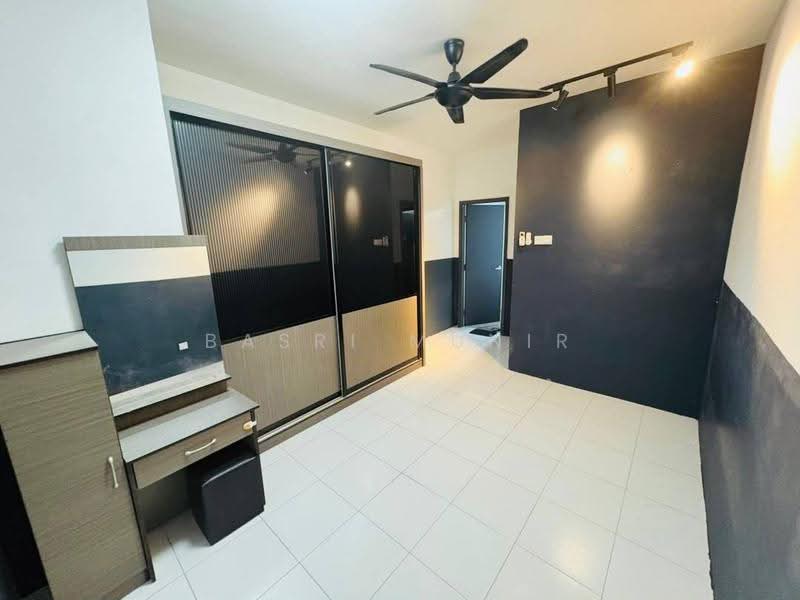 Pangsapuri untuk Disewa di Residensi Alam Damai (PR1MA @ Alam Damai) - Basri Munir - Bedroom - PropertyGuru.com.my