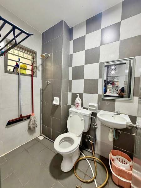 Rumah Berkembar untuk Dijual di Bandar Saujana Putra (Tanjong Duabelas) - Hairi Halim - PropertyGuru.com.my