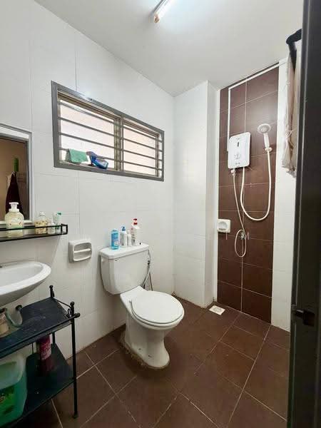 Rumah Berkembar untuk Dijual di Bandar Saujana Putra (Tanjong Duabelas) - Hairi Halim - PropertyGuru.com.my