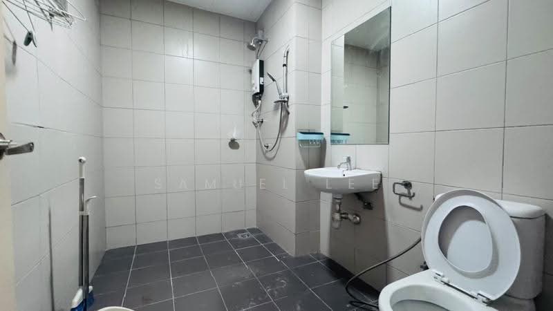 Service Residence for Rent at Meridin Suites @ The Meridin - Samuel Lee - Bathroom - PropertyGuru.com.my