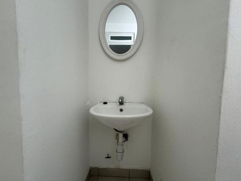 Condominium for Rent at Subang Parkhomes - Allie . - Bathroom - PropertyGuru.com.my