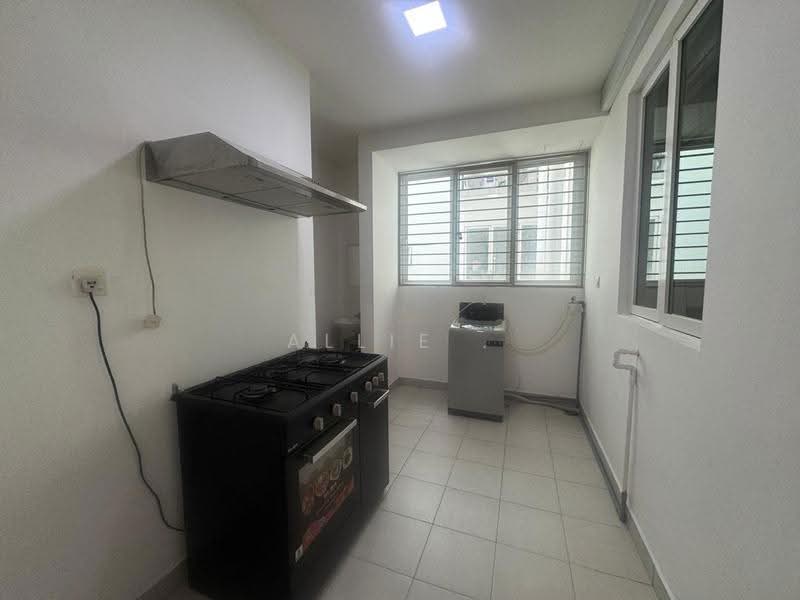 Condominium for Rent at Subang Parkhomes - Allie . - Kitchen - PropertyGuru.com.my