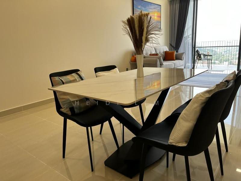 Kediaman Servis untuk Disewa di Senada Residence @ KLGCC Resort - Heidi Lim - Dining Room - PropertyGuru.com.my