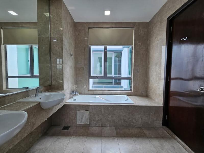 Rumah Berkembar untuk Disewa di Desa Parkcity (Kuala Lumpur) - Grace Ho - Bathroom - PropertyGuru.com.my
