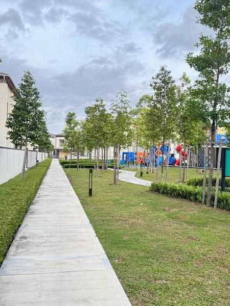 Rumah Banglo untuk Dijual di Telok Panglima Garang (Selangor) - Jun How - Exterior - PropertyGuru.com.my