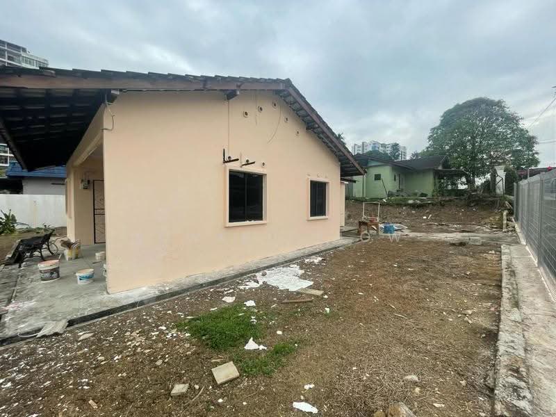 Rumah Banglo untuk Dijual di Taman Kebun Teh (Johor Bahru) - Edward Siow - Exterior - PropertyGuru.com.my