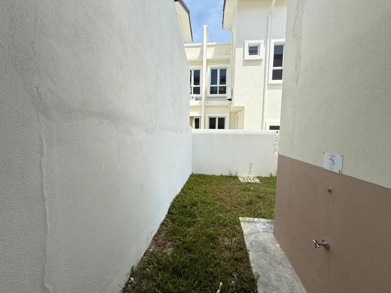 Rumah Berkembar untuk Disewa di Kajang (Selangor) - Izzah Alias - Exterior - PropertyGuru.com.my