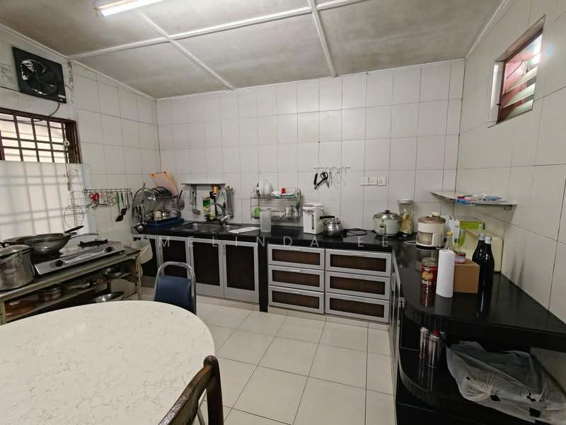Rumah Teres 1-Tingkat untuk Dijual di Taman Abad (Johor Bahru) - Melinda Ee - Kitchen - PropertyGuru.com.my