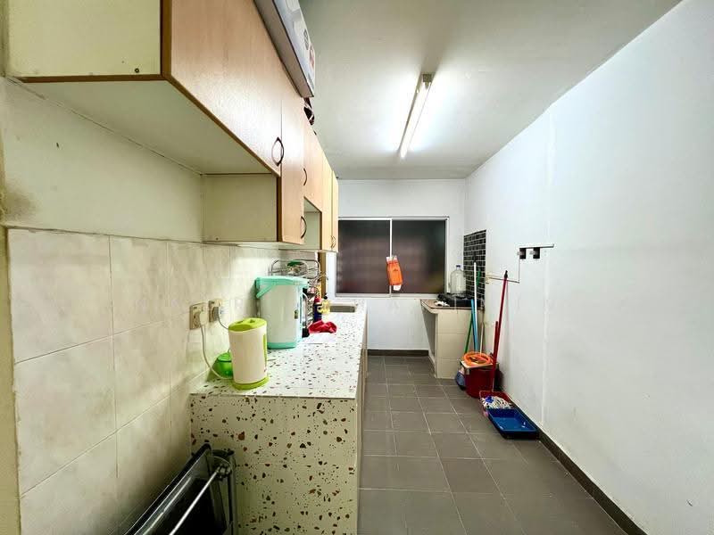Flat for Sale at Lestari Apartment - Nazrin Hakimin - Kitchen - PropertyGuru.com.my