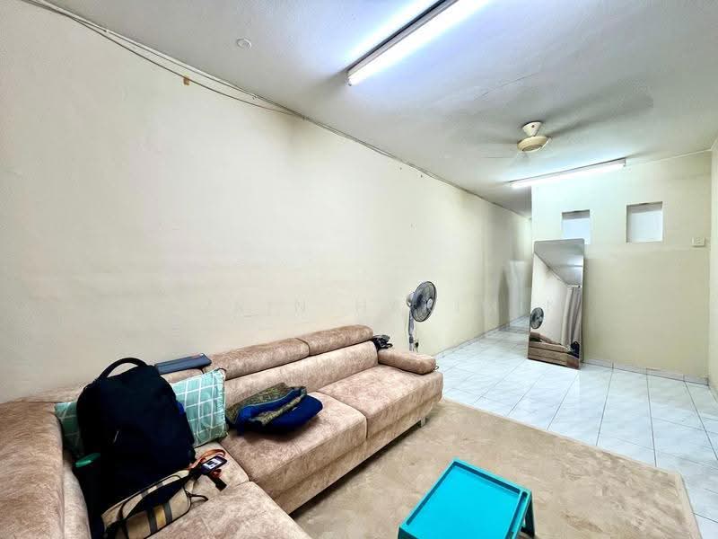 Flat for Sale at Lestari Apartment - Nazrin Hakimin - Living Room - PropertyGuru.com.my
