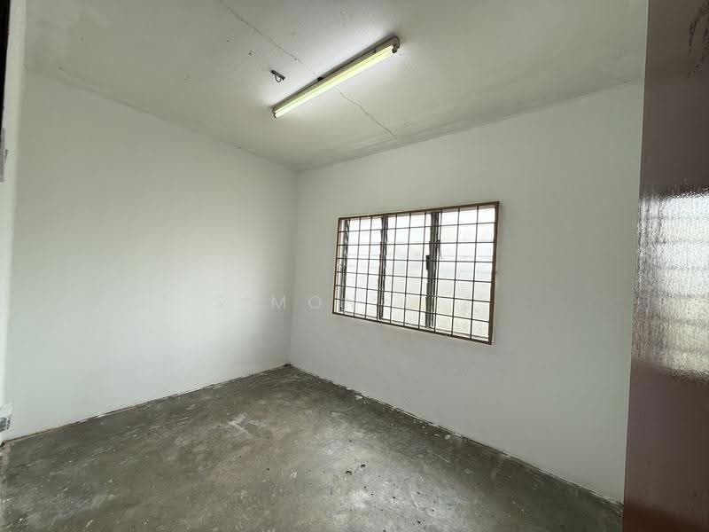Flat for Sale at Bandar Bukit Tinggi 2 Flat - Simon Lee - Interior - PropertyGuru.com.my