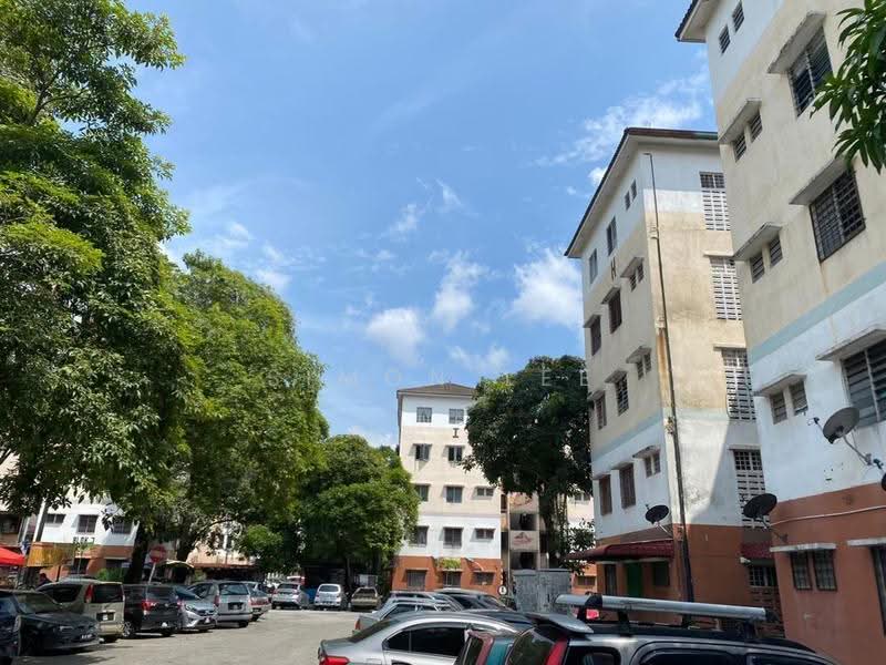 Flat for Sale at Bandar Bukit Tinggi 2 Flat - Simon Lee - Exterior - PropertyGuru.com.my
