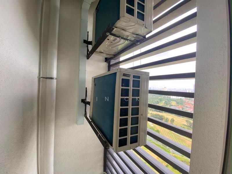 Shop / Office for Sale in Kota Damansara (Selangor) - Kin CK - Balcony - PropertyGuru.com.my