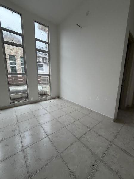 Semi-Detached House for Sale in Taman Kulai Utama (Kulai) - Nathan Chan - Interior - PropertyGuru.com.my