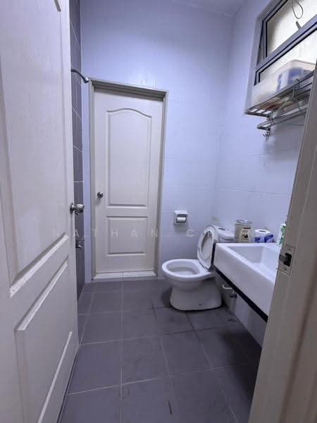 Semi-Detached House for Sale in Taman Kulai Utama (Kulai) - Nathan Chan - Bathroom - PropertyGuru.com.my