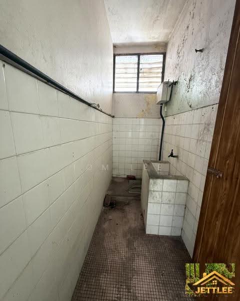 Terraced House for Sale in Shah Alam (Selangor) - Tom Lee - Bathroom - PropertyGuru.com.my