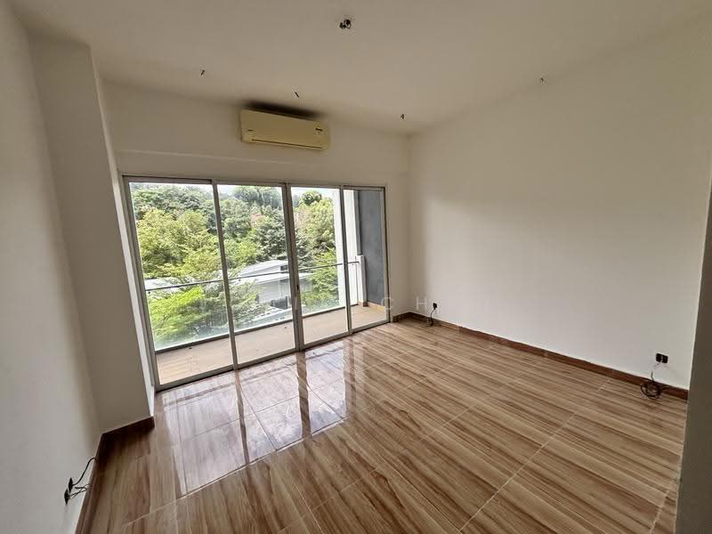 Kondominium untuk Dijual di Seri Puteri Hills Town Villa & Condominium - Jolin Choi - Balcony - PropertyGuru.com.my
