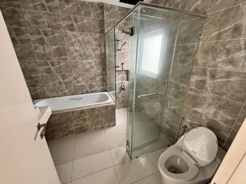 Kondominium untuk Dijual di Seri Puteri Hills Town Villa & Condominium - Jolin Choi - Bathroom - PropertyGuru.com.my