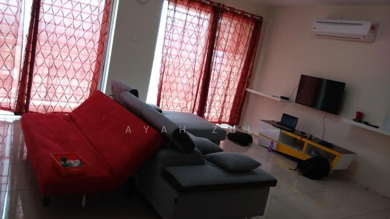Kondominium untuk Disewa di Platinum Lake PV 20 - Ayah Zul - Living Room - PropertyGuru.com.my