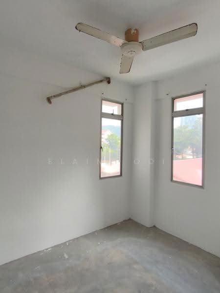Condominium for Sale at Azuria Condominium - Elaine Ooi - Interior - PropertyGuru.com.my
