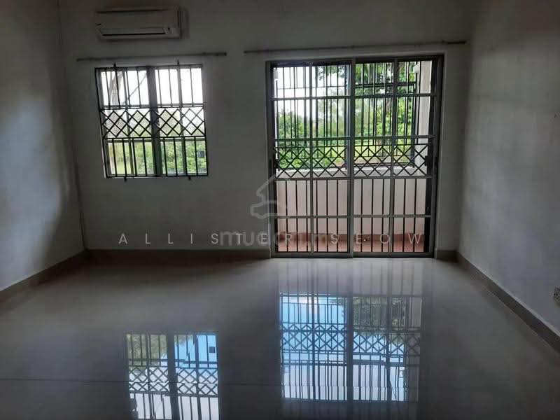 2-storey Terraced House for Rent in Kota Kemuning (Shah Alam) - Allister Seow - Living Room - PropertyGuru.com.my
