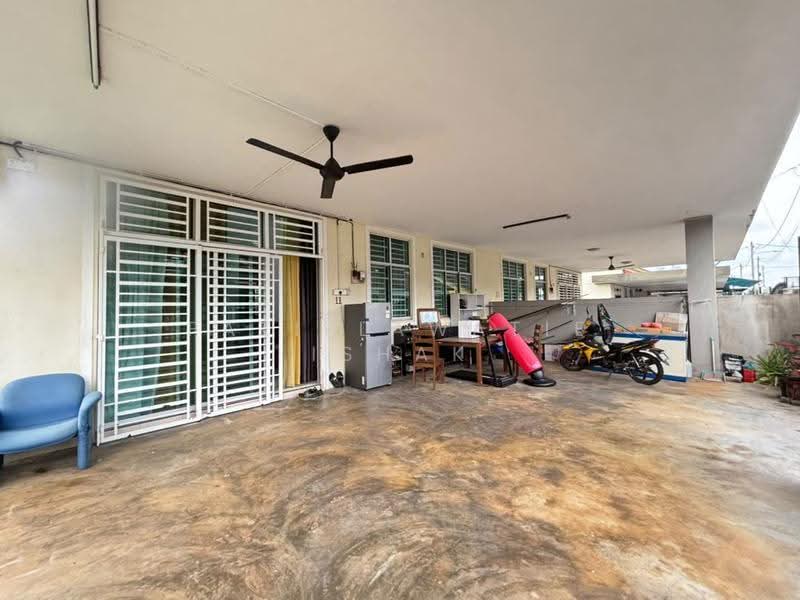 Semi-Detached House for Sale in Kuantan (Pahang) - Fazielawatie Ishak - Exterior - PropertyGuru.com.my