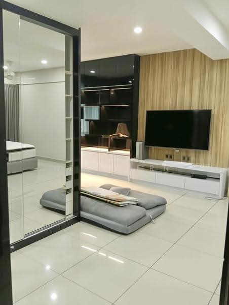 Kediaman Servis untuk Disewa di Summerton - Weng Sern - Living Room - PropertyGuru.com.my