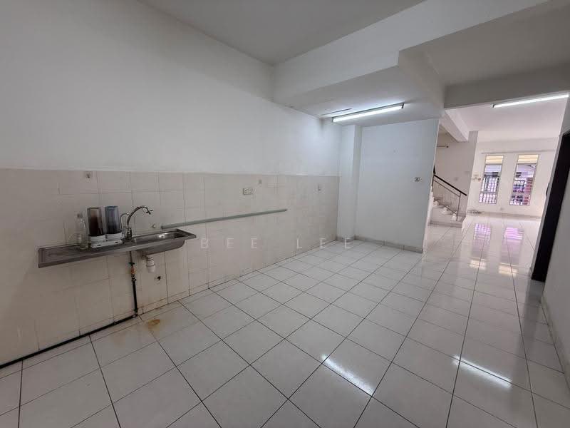 Rumah Berkembar untuk Disewa di Taman Aman Perdana (Kapar) - Bee Lee - Kitchen - PropertyGuru.com.my