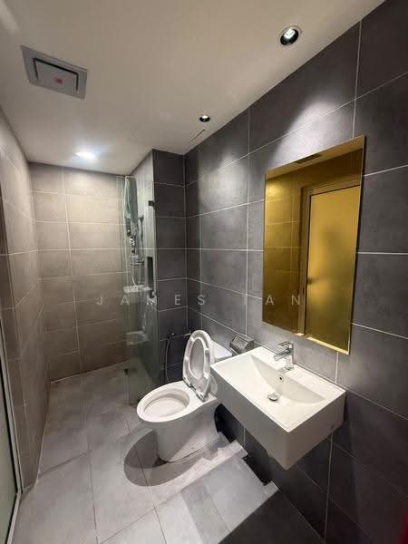 Kediaman Servis untuk Disewa di 121 Residences - James Tan - Bathroom - PropertyGuru.com.my
