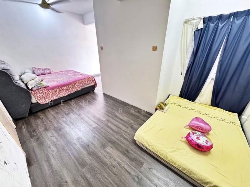 2-storey Terraced House for Sale in Seksyen 8 (Bangi) - Herman Sazwan Nor Rahim - Bedroom - PropertyGuru.com.my