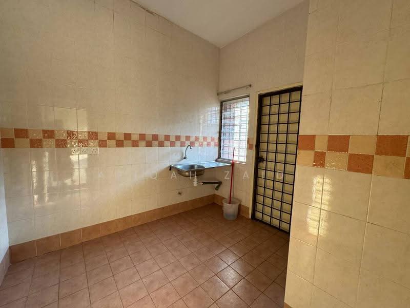2-storey Terraced House for Sale in Taman Bukit Subang (Shah Alam) - Afiqah zaidi - PropertyGuru.com.my