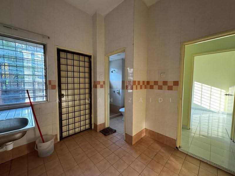 2-storey Terraced House for Sale in Taman Bukit Subang (Shah Alam) - Afiqah zaidi - PropertyGuru.com.my