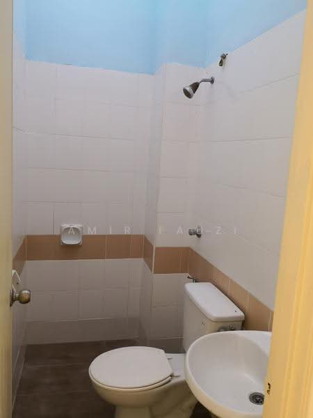 2-storey Terraced House for Rent in Ampang Saujana (Ampang) - Amir Fauzi - Bathroom - PropertyGuru.com.my