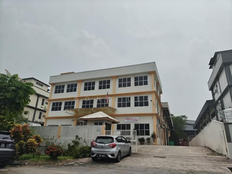 Detached Factory for Sale in Taman Perindustrian KIP (Kepong) - Bond Lee - Exterior - PropertyGuru.com.my