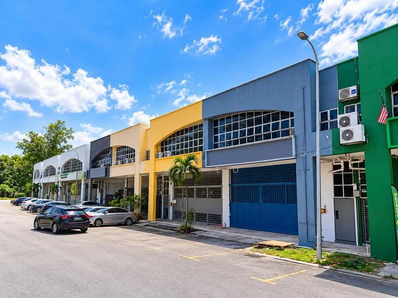 Kedai / Pejabat untuk Disewa di Bandar Pinggiran Subang (Shah Alam) - Yan Lu - Exterior - PropertyGuru.com.my