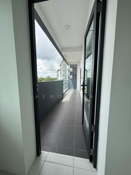 Apartment for Sale at Stutong Tiarra 2 - Jeno Tan - Balcony - PropertyGuru.com.my