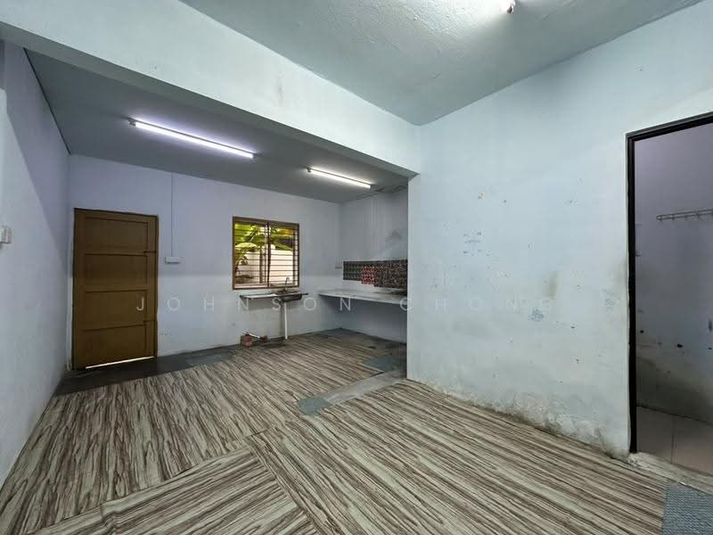 2-storey Terraced House for Sale in Taman Puteri Wangsa (Ulu Tiram) - Johnson Chong - PropertyGuru.com.my