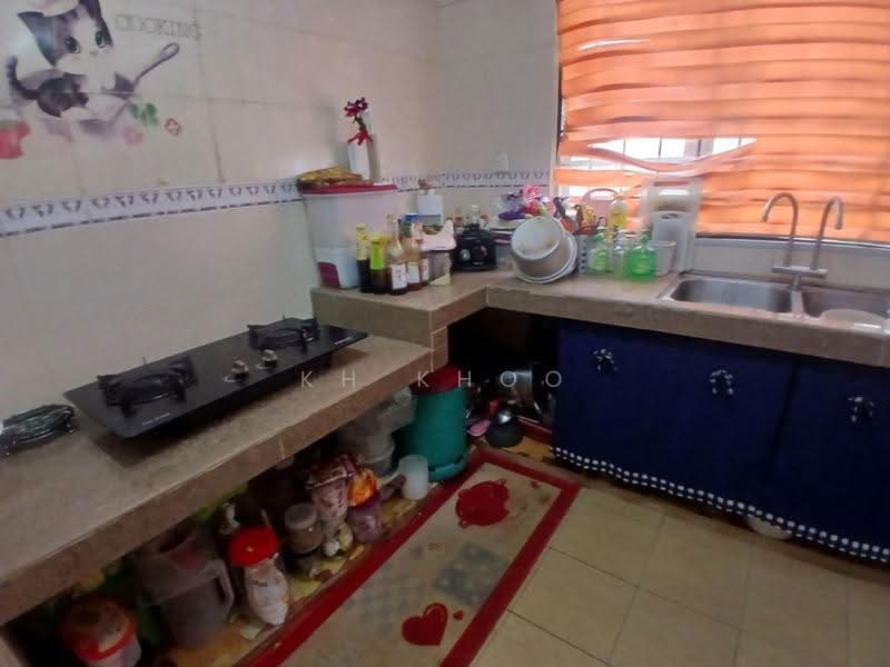 2-storey Terraced House for Sale in Putra Permai (Subang Jaya) - KH Khoo - Kitchen - PropertyGuru.com.my