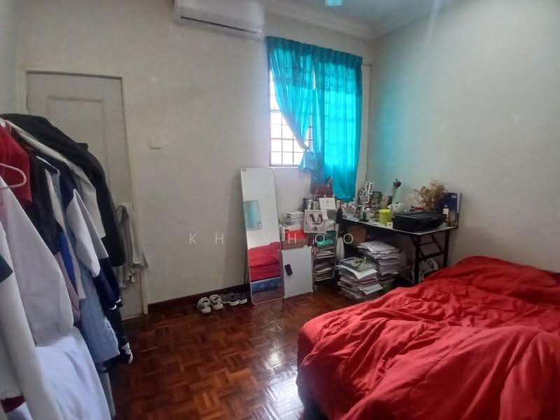 2-storey Terraced House for Sale in Putra Permai (Subang Jaya) - KH Khoo - Bedroom - PropertyGuru.com.my