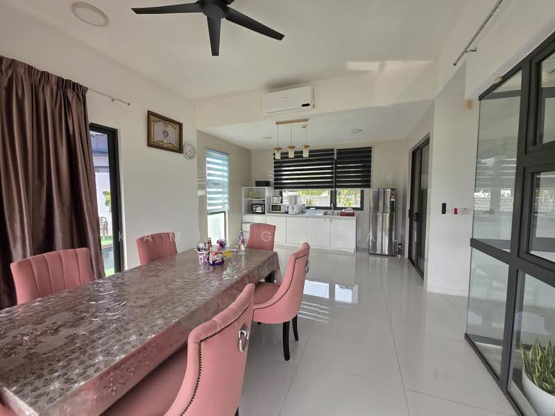 Twin Villas for Sale in Presint 8 (Putrajaya) - Kamil Ghazali - Dining Room - PropertyGuru.com.my