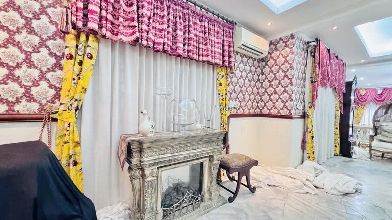 Semi-Detached House for Sale in Taman Universiti Indah (Seri Kembangan) - Kow Tze Fui - Interior - PropertyGuru.com.my