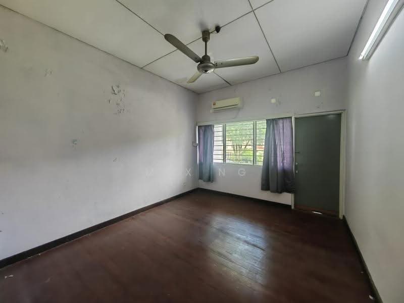 Bungalow House for Sale in Tanjung Bungah (Penang) - Max Ng - Living Room - PropertyGuru.com.my