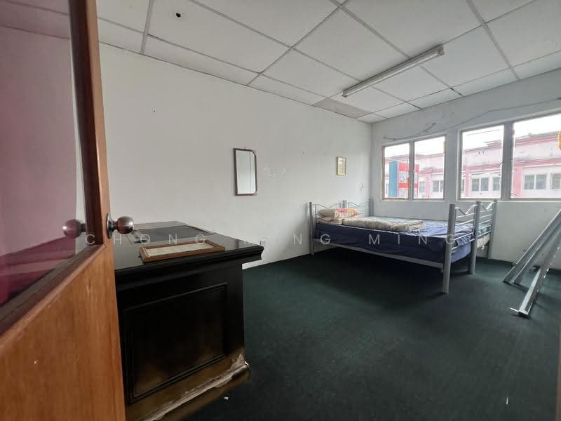 Kedai / Pejabat untuk Disewa di Seremban 2 (Negeri Sembilan) - Chong Ming Ming - Bedroom - PropertyGuru.com.my