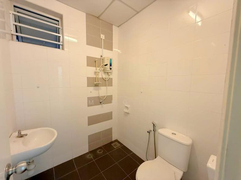 Condominium for Sale at Boulevard Condominium (BLVD) - Meng . - Bathroom - PropertyGuru.com.my