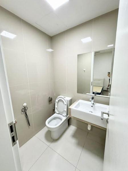 Kediaman Servis untuk Disewa di United Point (Residensi Berpadu) - Rex Tan - Bathroom - PropertyGuru.com.my